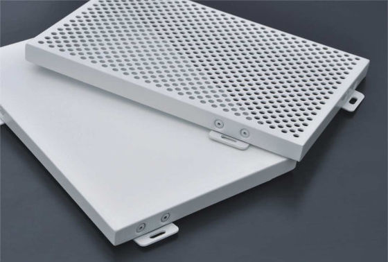 kaufen Moderne Perforierung Perforierter Aluminium Deckenbrett Künstlerisches Metall Akustik Deckenplatten online manufacture