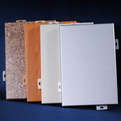 Feuerdichte, anpassbare Aluminium-Bekleidungsplatten, langlebige Farbe, dekorative Oberflächenbehandlung